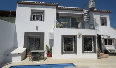Brand new villa 50 meters from the beach in Marbella